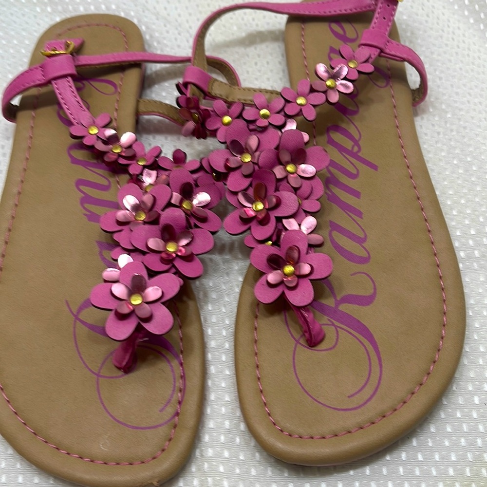 Rampage Pink Flower Flat Sandals Size 8  Medium (tote2)